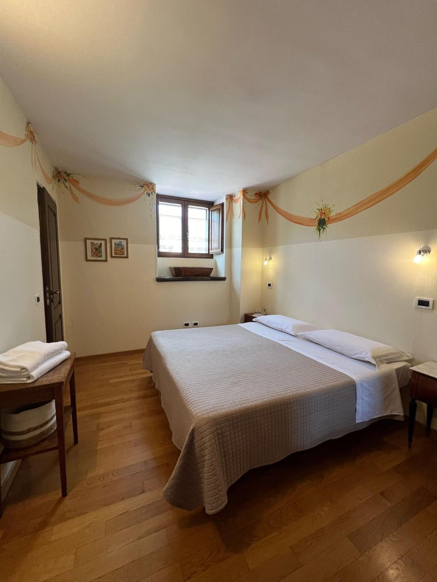 Locanda Sul Lago سانتو ستيفانو دي سيسانيو المظهر الخارجي الصورة